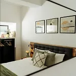 Apartman 2 - New Building & Parking