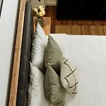 2 - New Building & Parking Апартаменти Бухарест