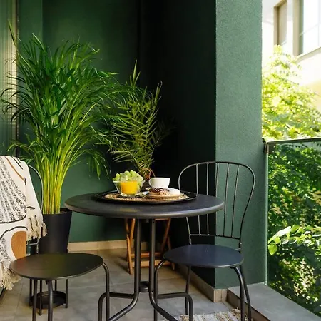 2 - New Building & Parking * Bükreş