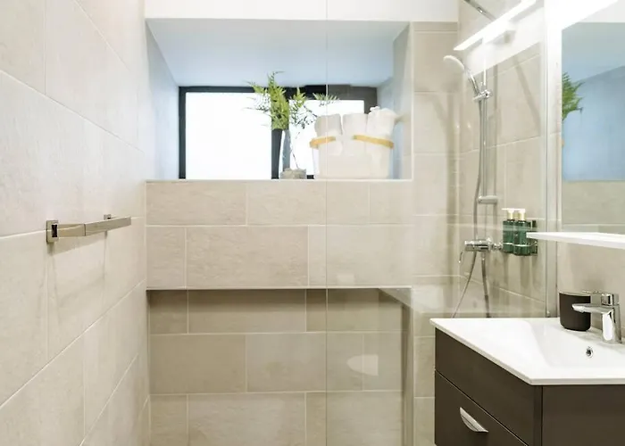 Daire 2 - New Building & Parking Bükreş