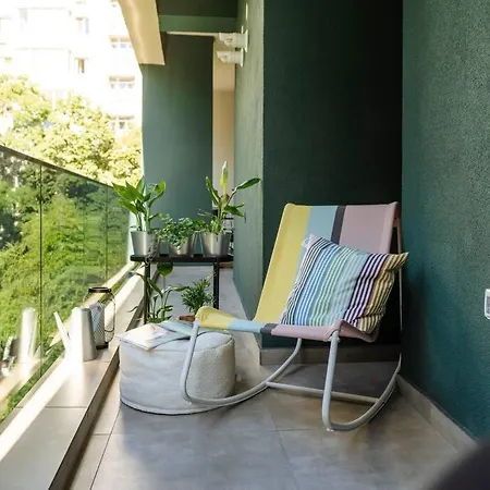 Apartament 2 - New Building & Parking *