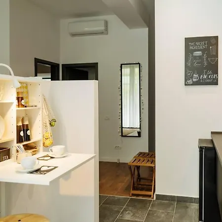 2 - New Building & Parking Apartament *