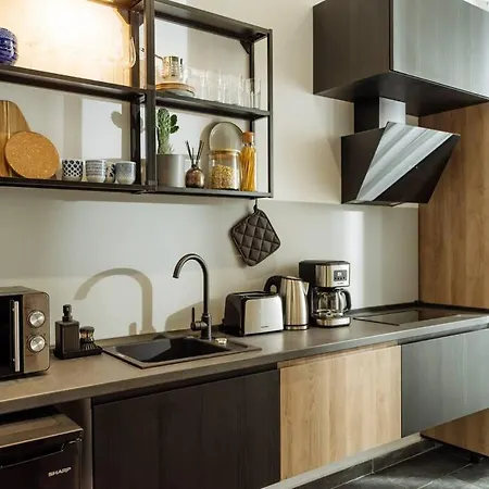 Apartament 2 - New Building & Parking *