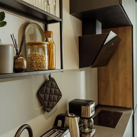 2 - New Building & Parking Bucureşti