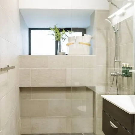 Apartament 2 - New Building & Parking Bucureşti