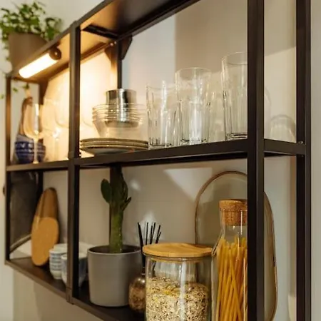 2 - New Building & Parking Apartament