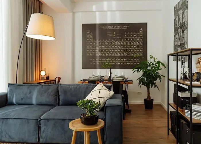 2 - New Building & Parking Bukarest